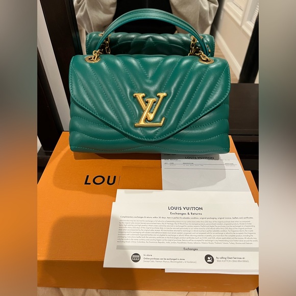 New Wave Chain Bag MM - Picture 1 of 4